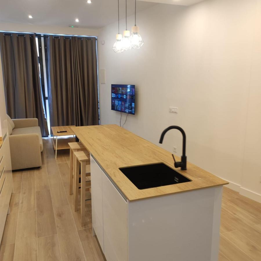 Av. Asturias Apartamento Madrid Exterior photo